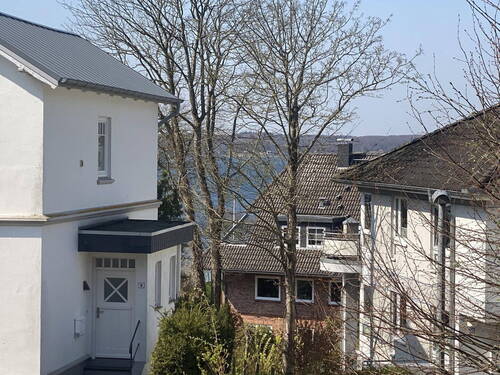 Kleiner Wasserblick gen Norden - 3 Zimmer Etagenwohnung in Glücksburg ( Ostsee )