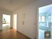 3_Flur - Etagenwohnung mit 70,00 m² in Prien an Chiemsee zum Kaufen