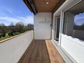 Überdachter Westbalkon - 