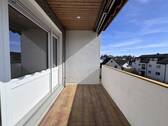 Überdachter Westbalkon - 