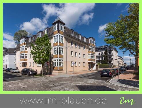Hausansicht - Wintergarten - Aufzug - renoviert 