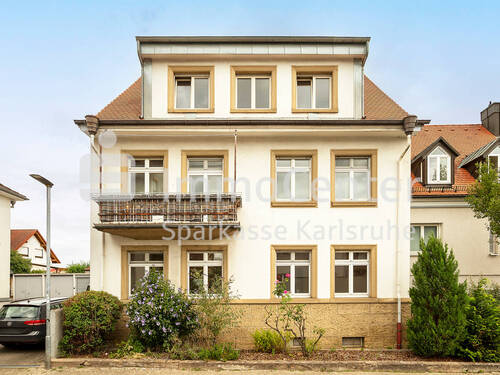 Außenansicht - Viel Platz für neue Ideen: Charmantes Wohnhaus mit flexiblen Entwicklungsmöglichkeiten