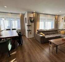 Schöne, großzügige DHH in Altötting