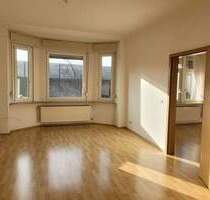 Helle 3-Zi. Wohnung, S-Zuffenhausen, Top-Lage, EBK, 1 Min. S-Bahn, auf Wunsch teilmöbliert - Stuttgart