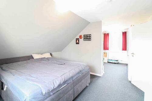 Schlafzimmer 1.OG - 