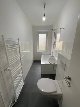 Badezimmer - 3 Zimmer Etagenwohnung in Remscheid