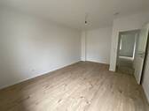Zimmer 2 - 