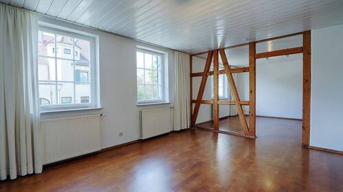 Wohnzimmer - 5 Zimmer Doppelhaushälfte zum Kaufen in Reutlingen