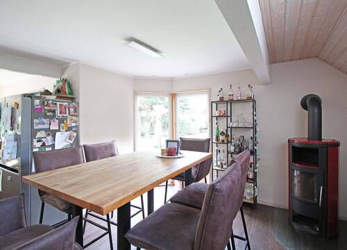 Essbereich mit Kaminofen - 