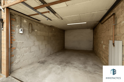 Garage - 