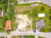 Luftbild - 775m² Baugrundstück mit genehmigten Vorbescheid für zwei EFH