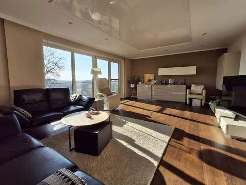 Wohnzimmer EG - Einfamilienhaus mit 228,00 m&sup2; in Schonungen zum Kaufen