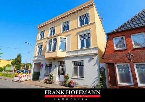 V10007 Titelbild - Wohn- Geschäftshaus mit 3 Einheiten in Barmstedt