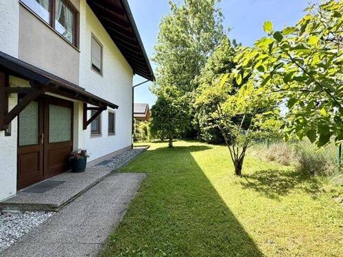 Eingang Haus - 2 Zimmer Etagenwohnung in Murnau am Staffelsee