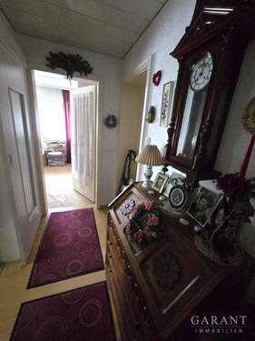 Flur - Etagenwohnung mit 65,00 m² in Stuttgart zum Kaufen