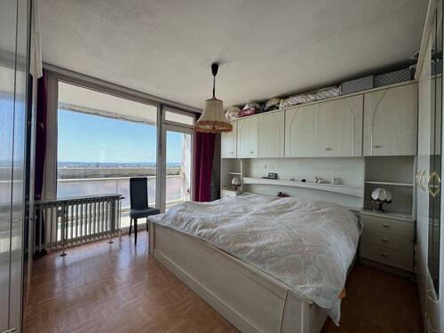 Schlafzimmer - 4 Zimmer Etagenwohnung zum Kaufen in Hannover