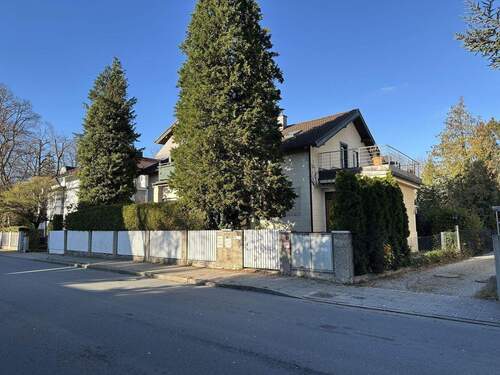 Bild 3 - 1 Zimmer Mehrfamilienhaus, Wohnhaus in Planegg