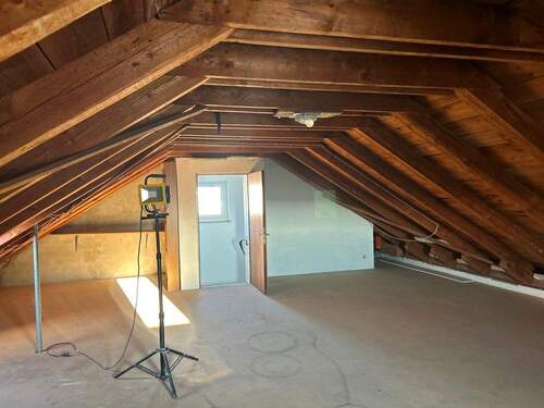 16 Dachboden evtl. ausbaufähig.jpg - 