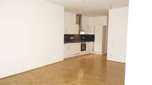 Blick in die Küche - Etagenwohnung mit 65,20 m&sup2; in Mönchengladbach zur Miete