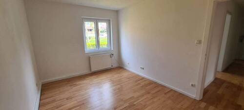 Zimmer 1 - 