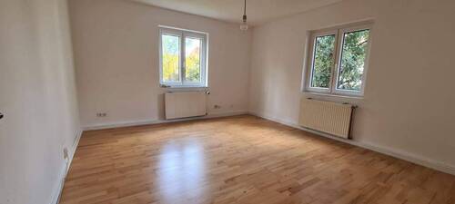 Zimmer 2 - 