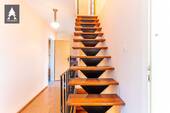 Treppe zum DG - 