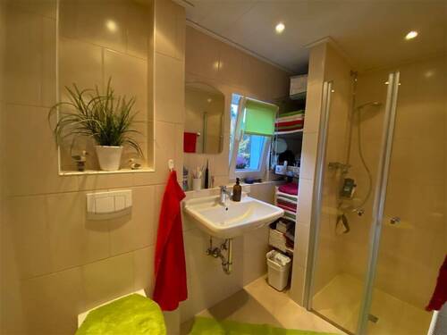 EG_Bad mit Dusche - 