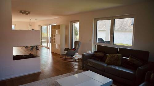 Wohnzimmer (1).JPG - 6 Zimmer Einfamilienhaus zum Kaufen in Bonn