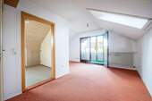 Schlafzimmer und Büro DG - aktuell - 