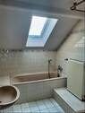 Bad mit Wanne DG - 
