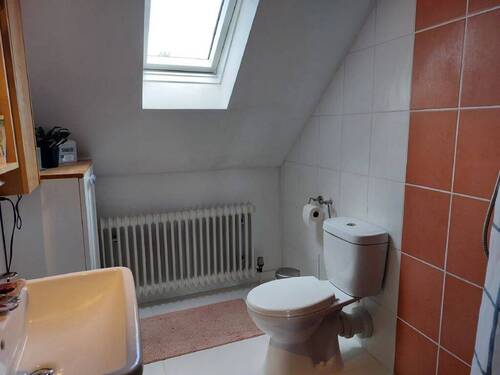 Bad im Dachgeschoss - 