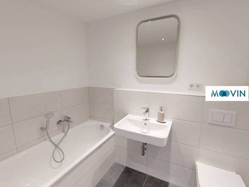 Ansicht I: Badezimmer I - 