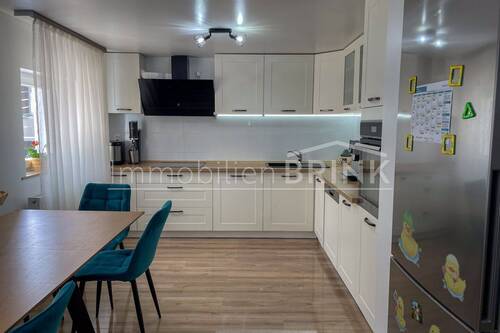 Küche.jpg - 4 Zimmer Doppelhaushälfte in Langenzenn