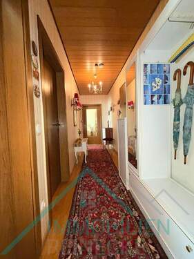 Flur - Etagenwohnung mit 66,00 m&sup2; in Hagen zum Kaufen