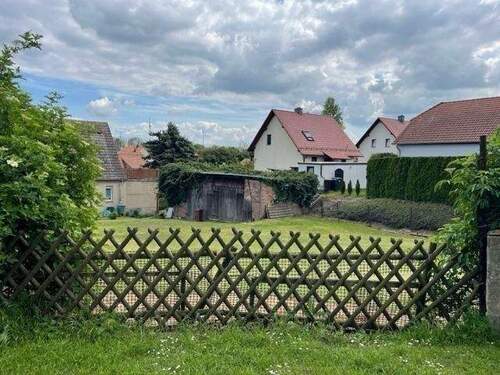 Ansicht Grundstück nach Südost, mit Zufahrt - Baugrundstück in Westdorf - 37.000,00 EUR Kaufpreis, ca.  0,00 m²