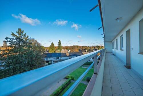 Laubengang zur Wohnung - Etagenwohnung mit 76,00 m² in Quickborn zum Kaufen