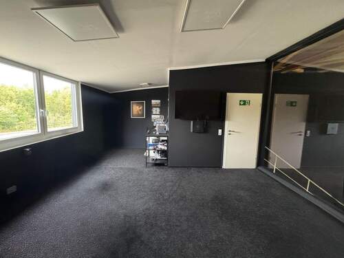 2.jpg - Halle zur Miete in Norderstedt