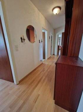 Flur - 2 Zimmer Etagenwohnung zur Miete in Nürnberg