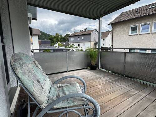 HW_OG_Balkon_Ihre Aussicht (3. WE möglich) - 