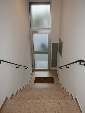 Treppenhaus Eingang - 