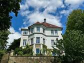 Ansicht von der Straße - ANGEBOTSVERFAHREN: Ein Kleinod in Detmolds Villenkolonie!