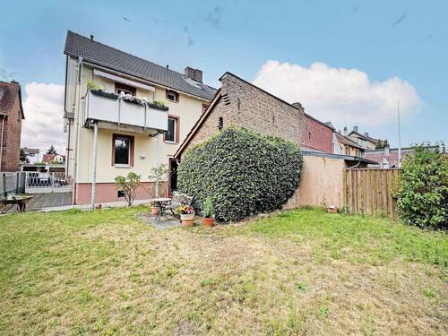 Bild 3 - 6 Zimmer Mehrfamilienhaus, Wohnhaus in Hanau