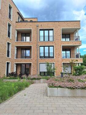 Innenhof 4.jpg - Etagenwohnung mit 70,40 m&sup2; in Osnabrück zum Kaufen