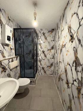 IMG_4143.jpeg - Neu sanierte 2-Raum-Wohnung in modernem Stil