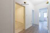 Flur - Etagenwohnung mit 70,00 m&sup2; in Plochingen zum Kaufen