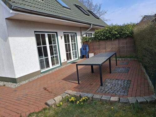 Terasse - 5 Zimmer Doppelhaushälfte zum Kaufen in Hohenfelde