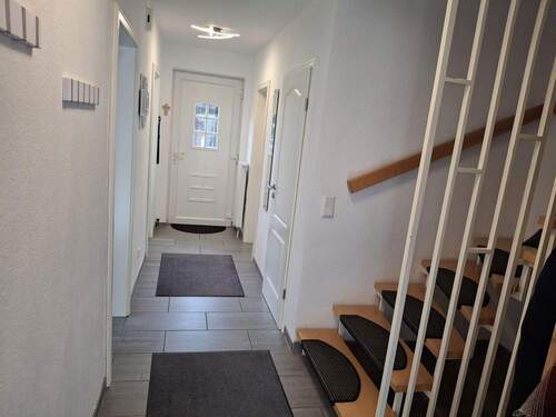 Flur EG Treppebnhaus - 