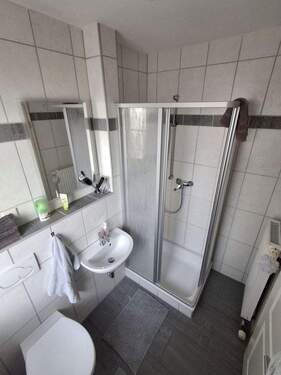 Dusche und Gäste-WC EG - 