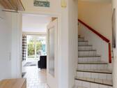 Flur mit Blick in den Wohnbereich - 