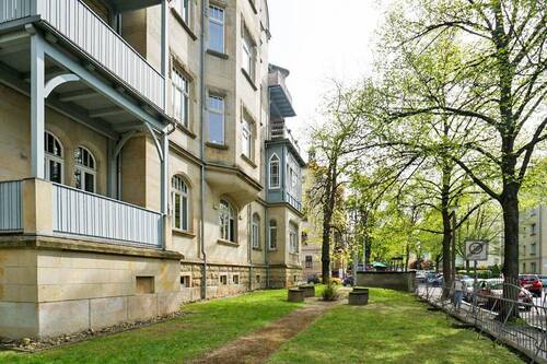Vorgarten - 3 Zimmer Etagenwohnung in Dresden